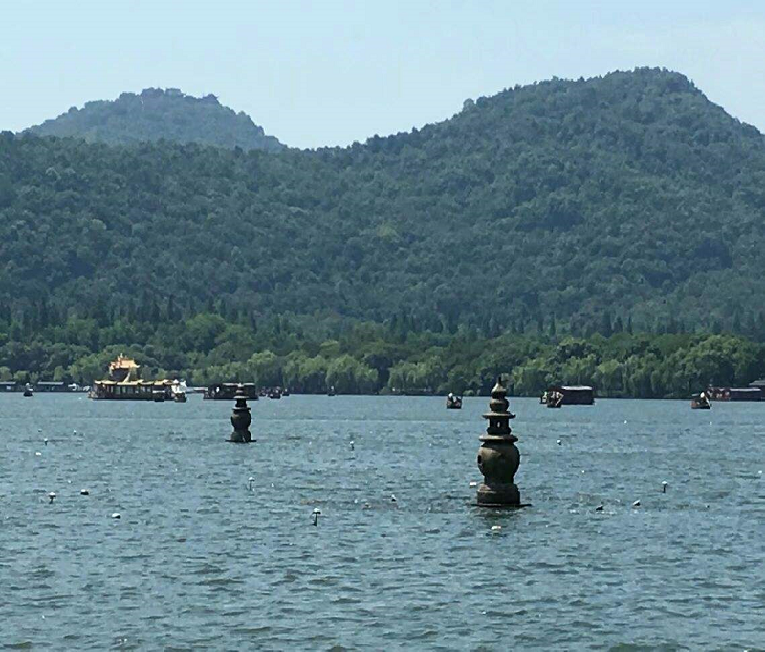 Hangzhou West Lake Half Day Tour